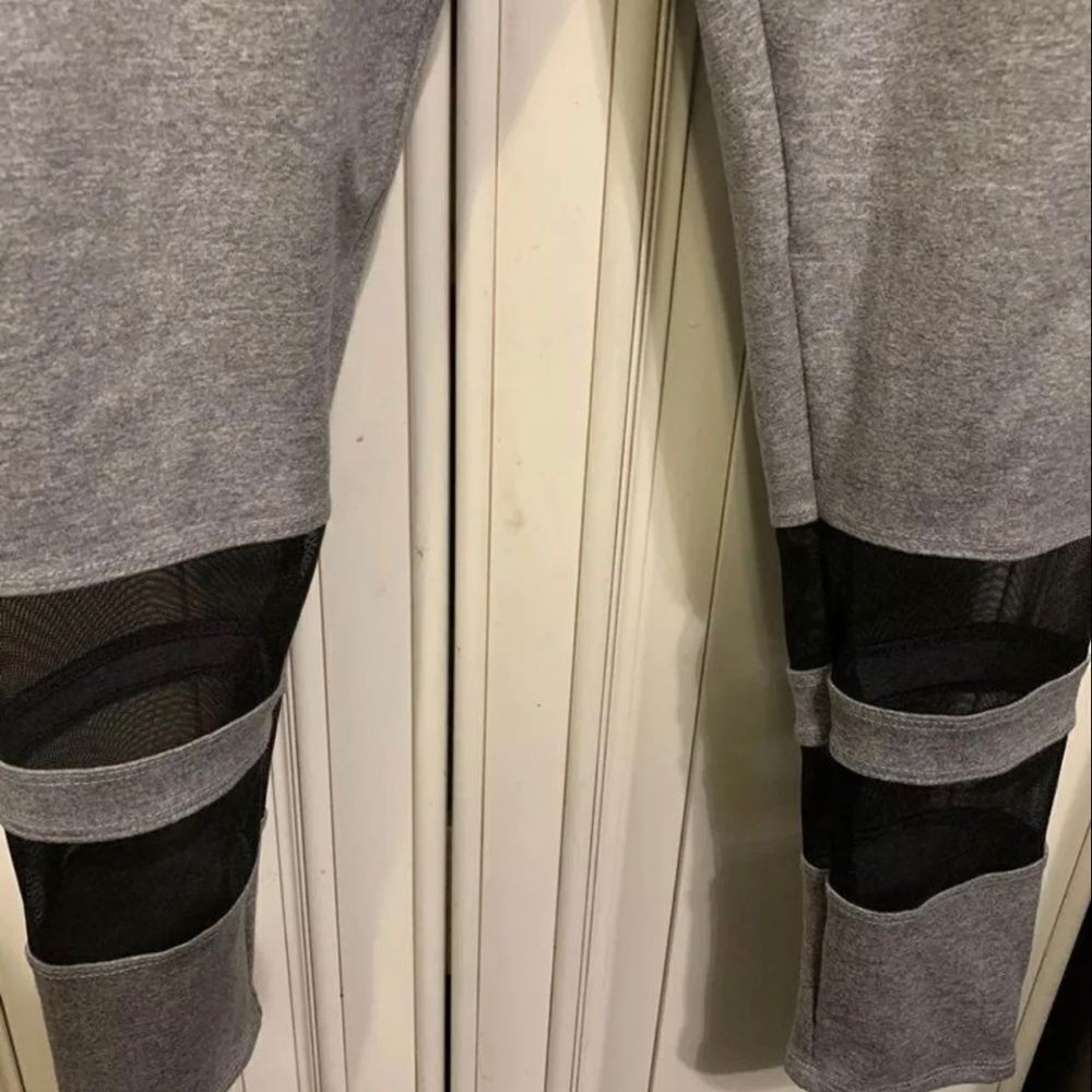 Onzie Womens Athletic Racer Pant Legging Gray Black Mesh Size S/M